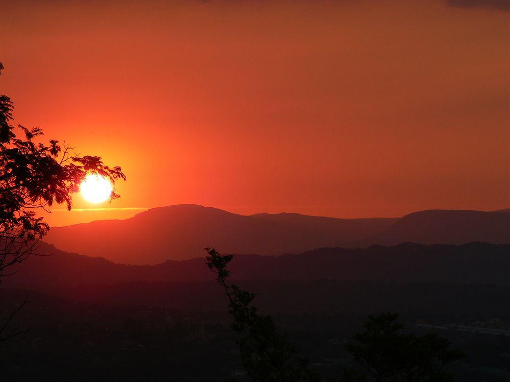 La Roca Guest House Mbombela Dış mekan fotoğraf
